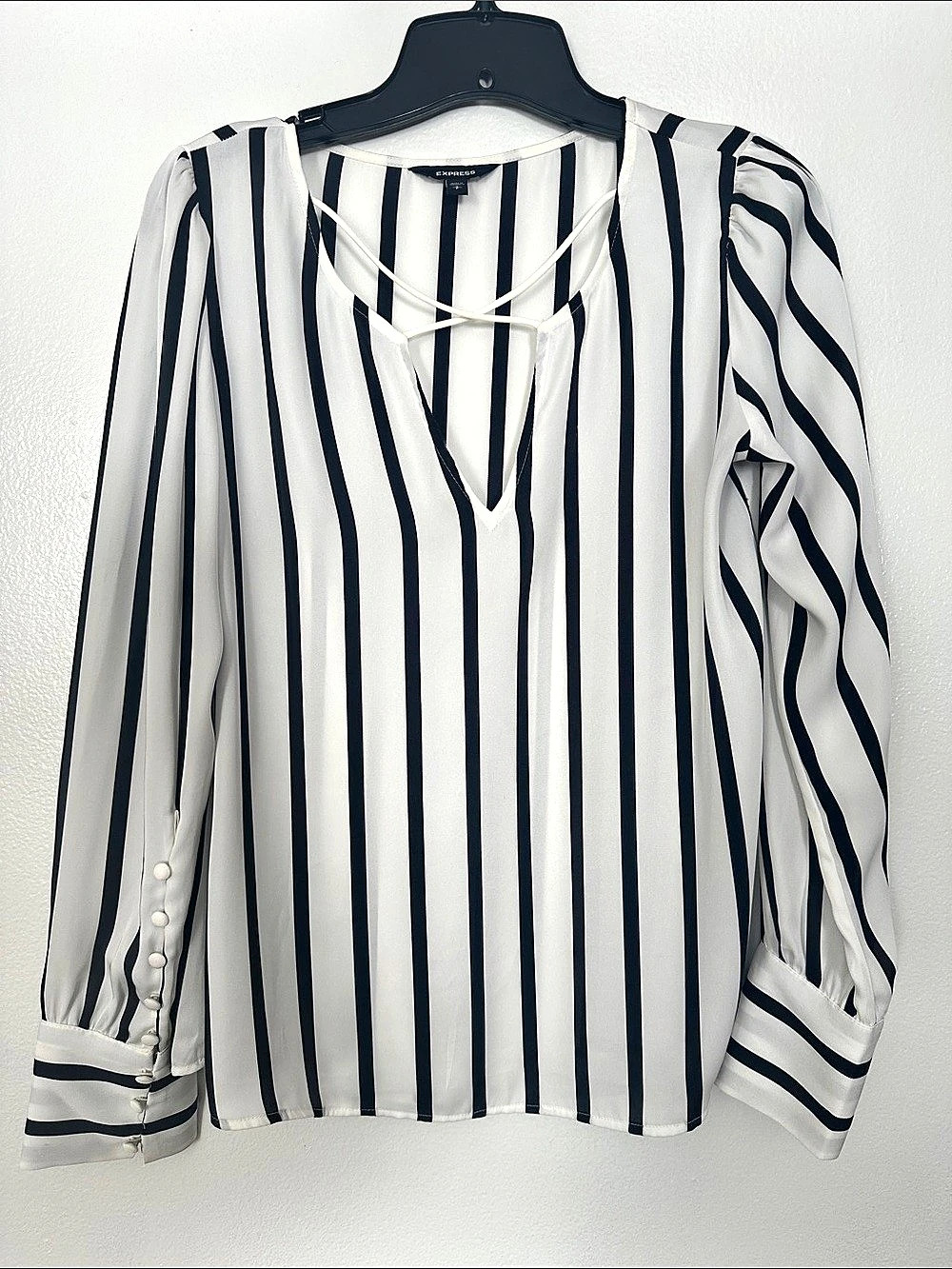 Express Striped Blouse in White & Black